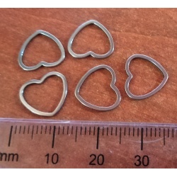 Stainless Steel  Hollow hearts x 5